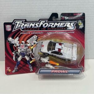 TRANSFORMERS Robots In Disguise PROWL action figure hasbro 2001 vintage toy NWT